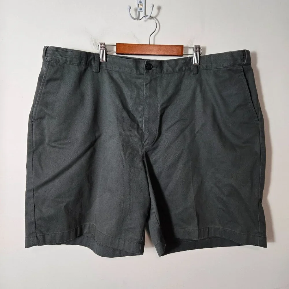 L.L. Bean Men's Size 44 Wrinkle-Free Double L Chino Comfort Shorts Charcoal Gray